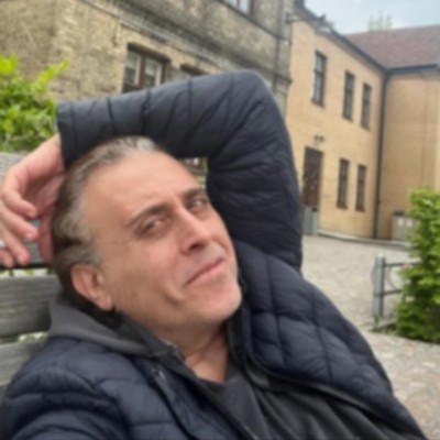 Aykut Coş