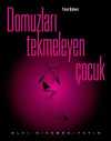 Domuzları Tekmeleyen Çocuk