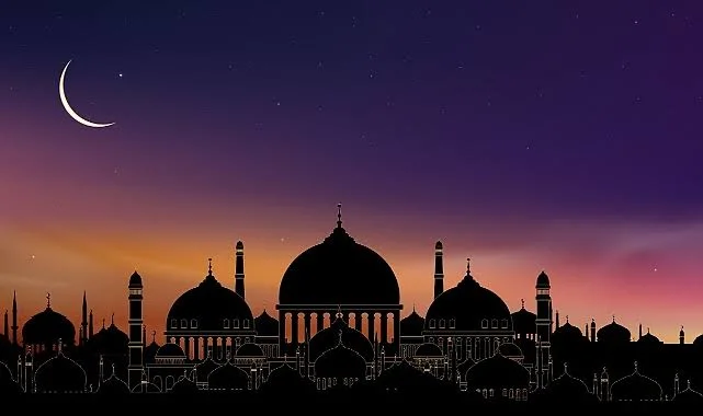 Arefe Günü Nedir? Anlamı, Önemi ve Gelecek Yılların Tarihleri - Dijital Kitaplık